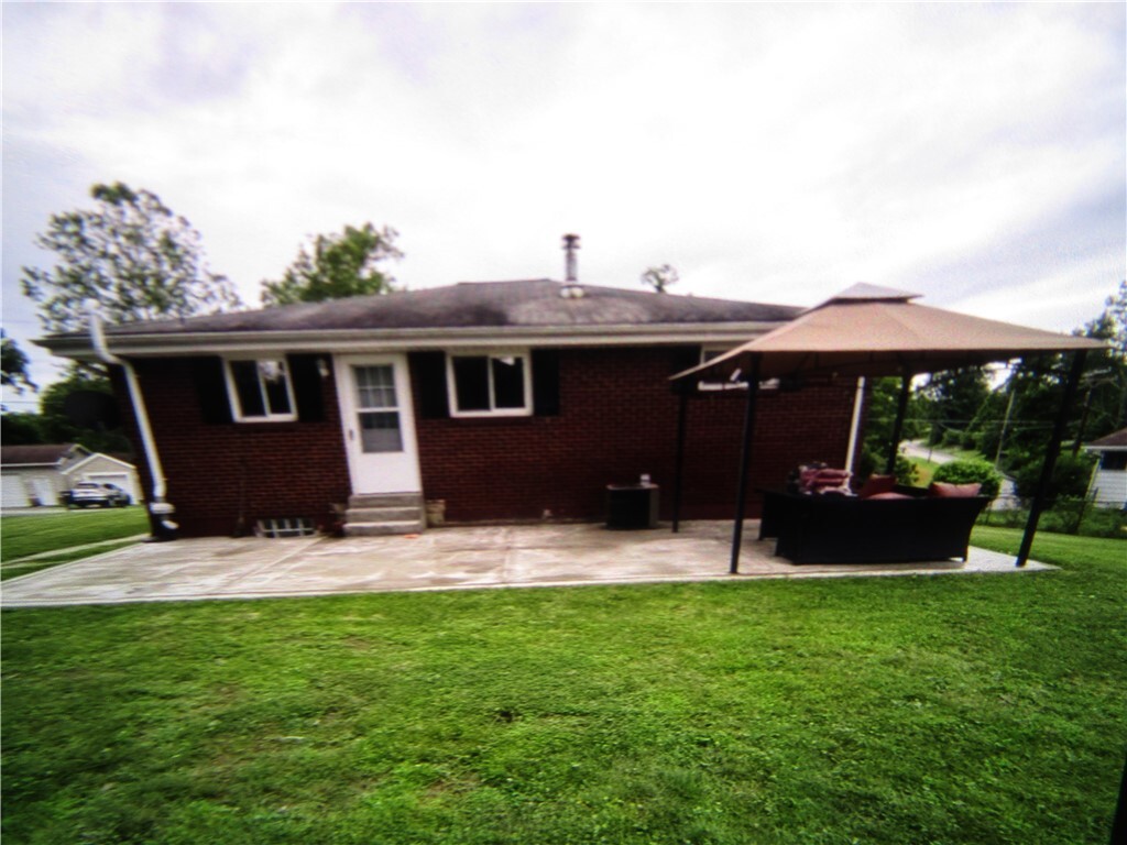 Property Photo: 331 Johnson Ln PA 15425