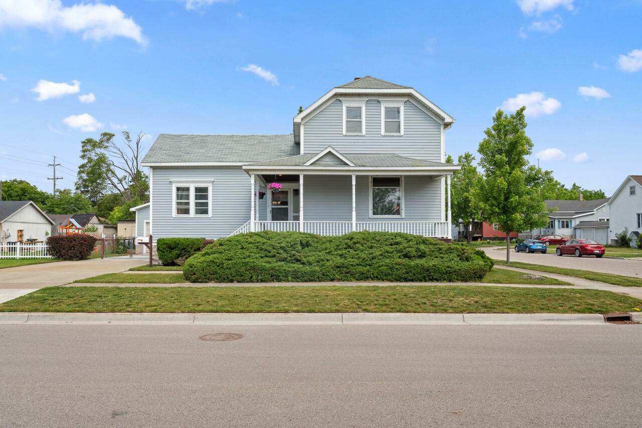 Property Photo: 623 Merchant Street MI 49707