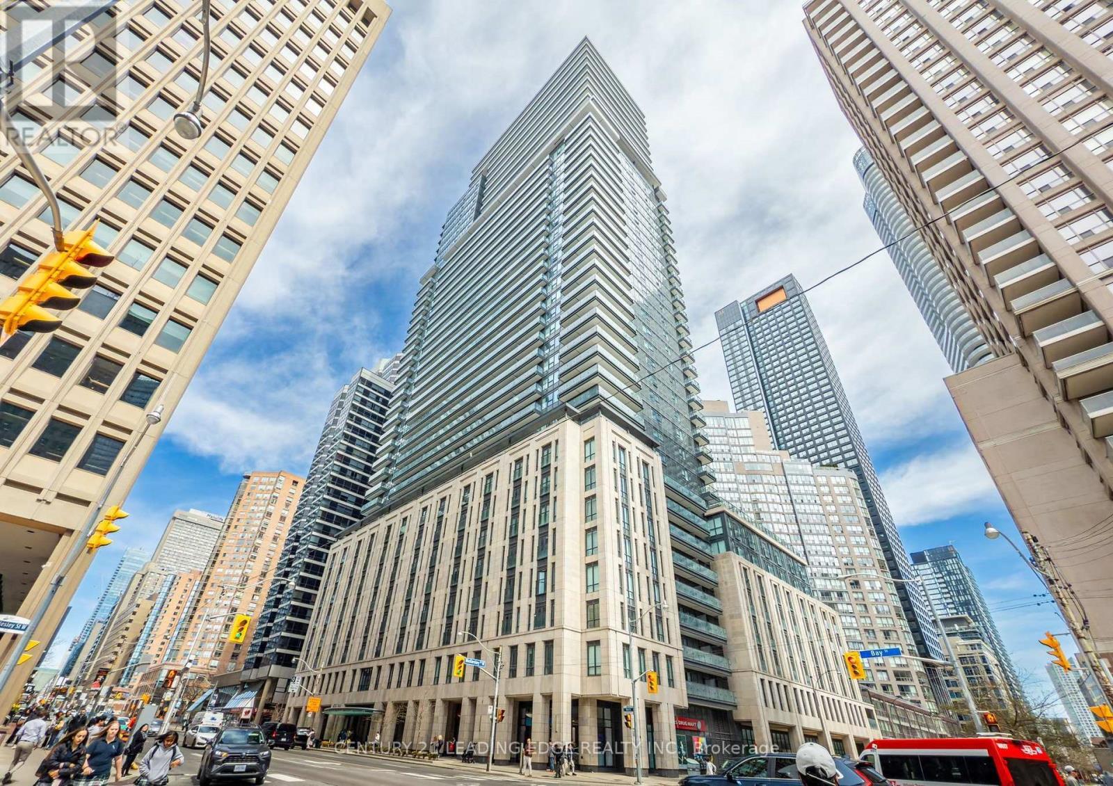 Property Photo: 955 Bay Street 913 ON M5S 0C6