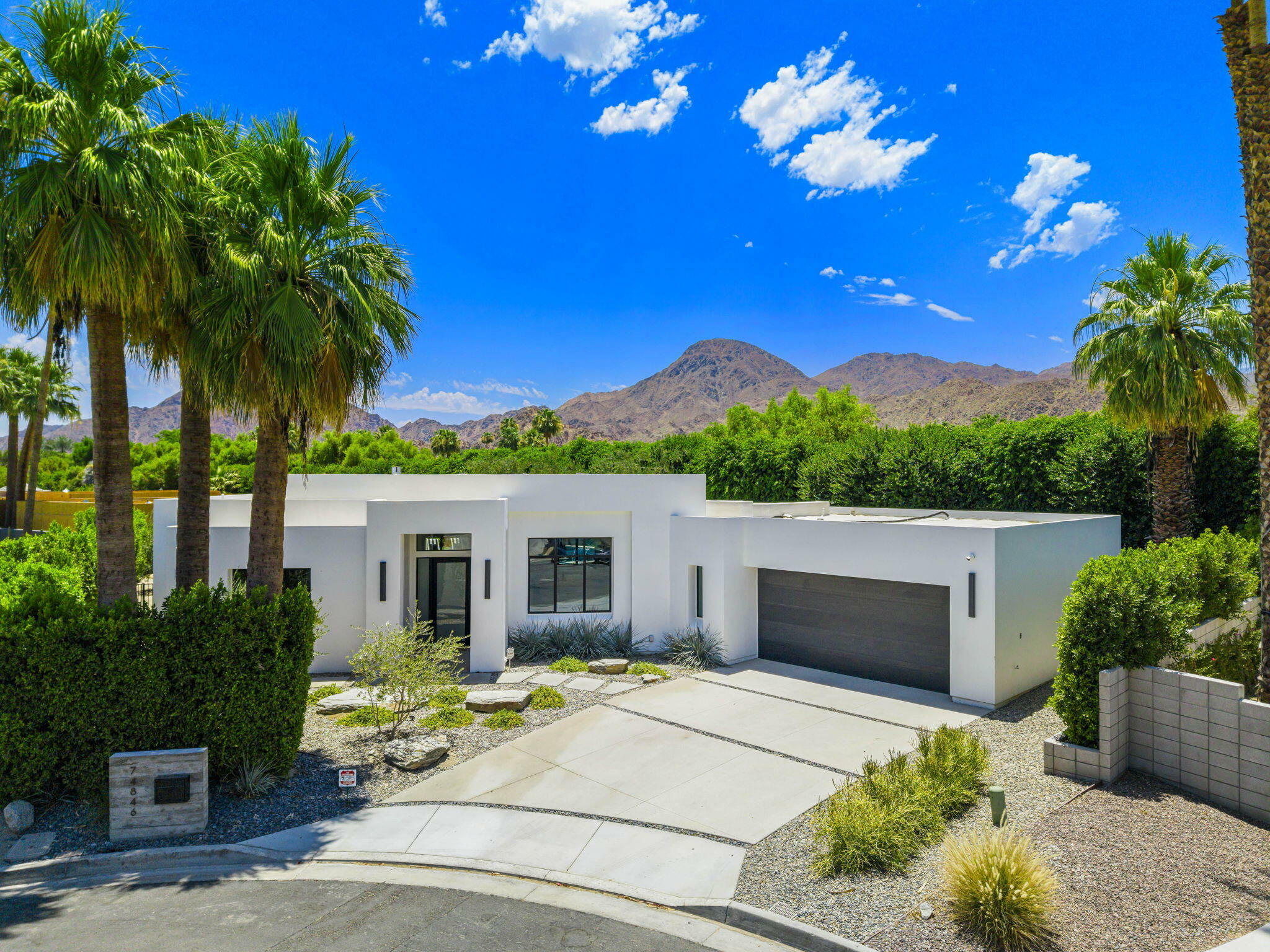 Property Photo: 74846 Fox Hills Court CA 92260
