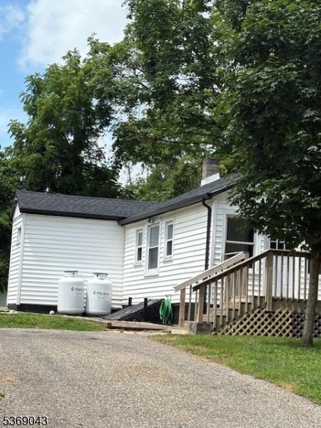 Property Photo: 191 River Rd NJ 08822