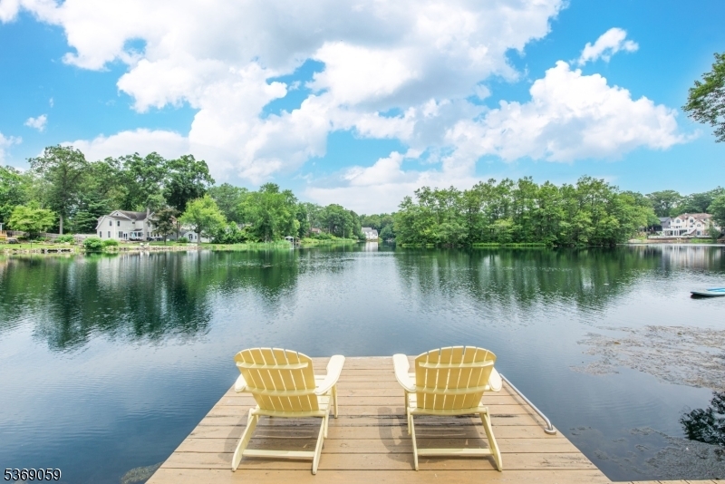 Property Photo: 18 Mosswood Trl NJ 07834