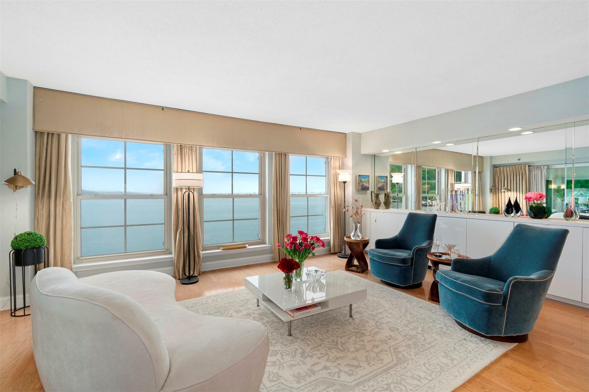 Property Photo:  208 Harbor Cove  NY 10968 