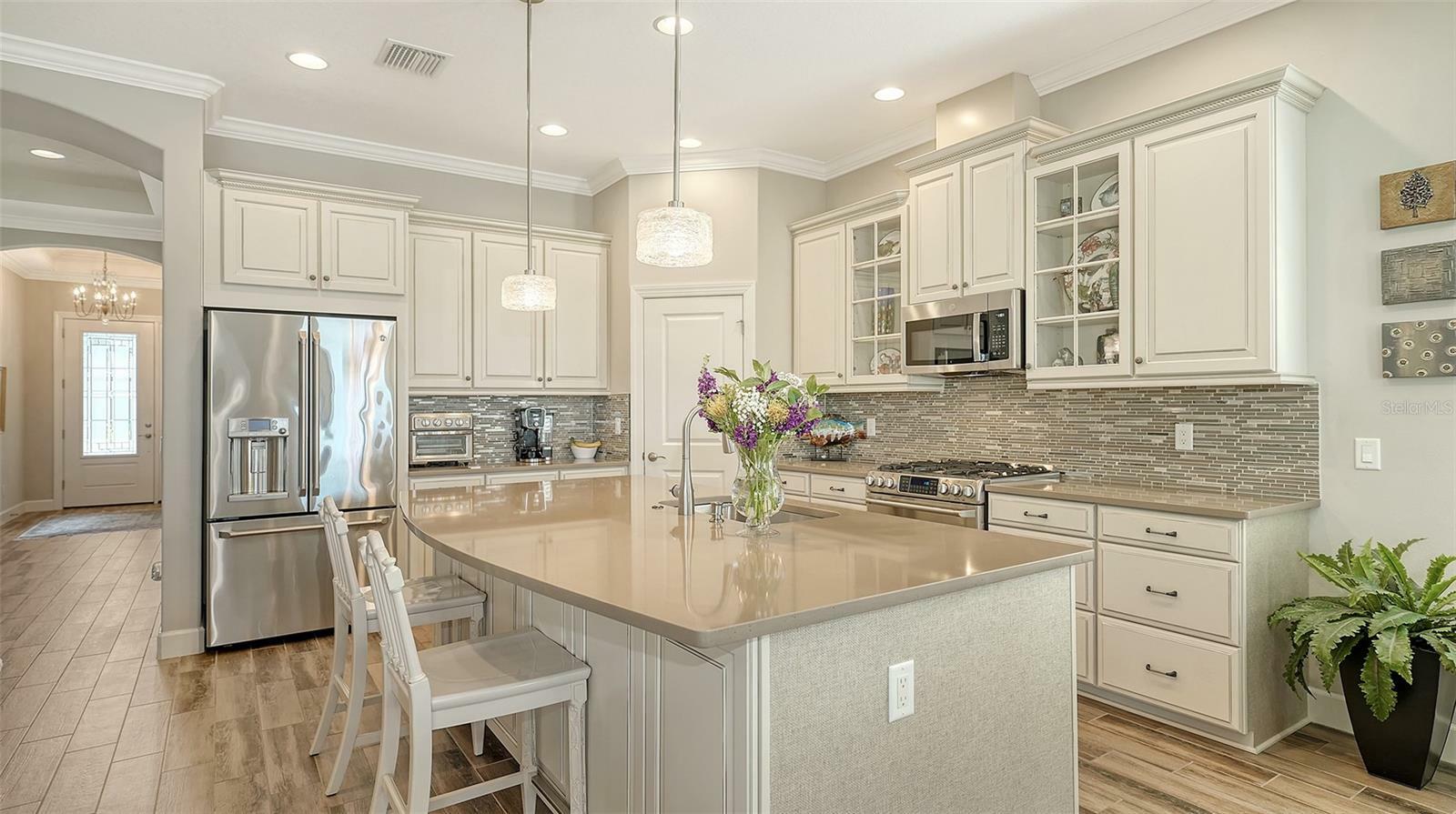 Property Photo: 5234 Napoli Run FL 34211
