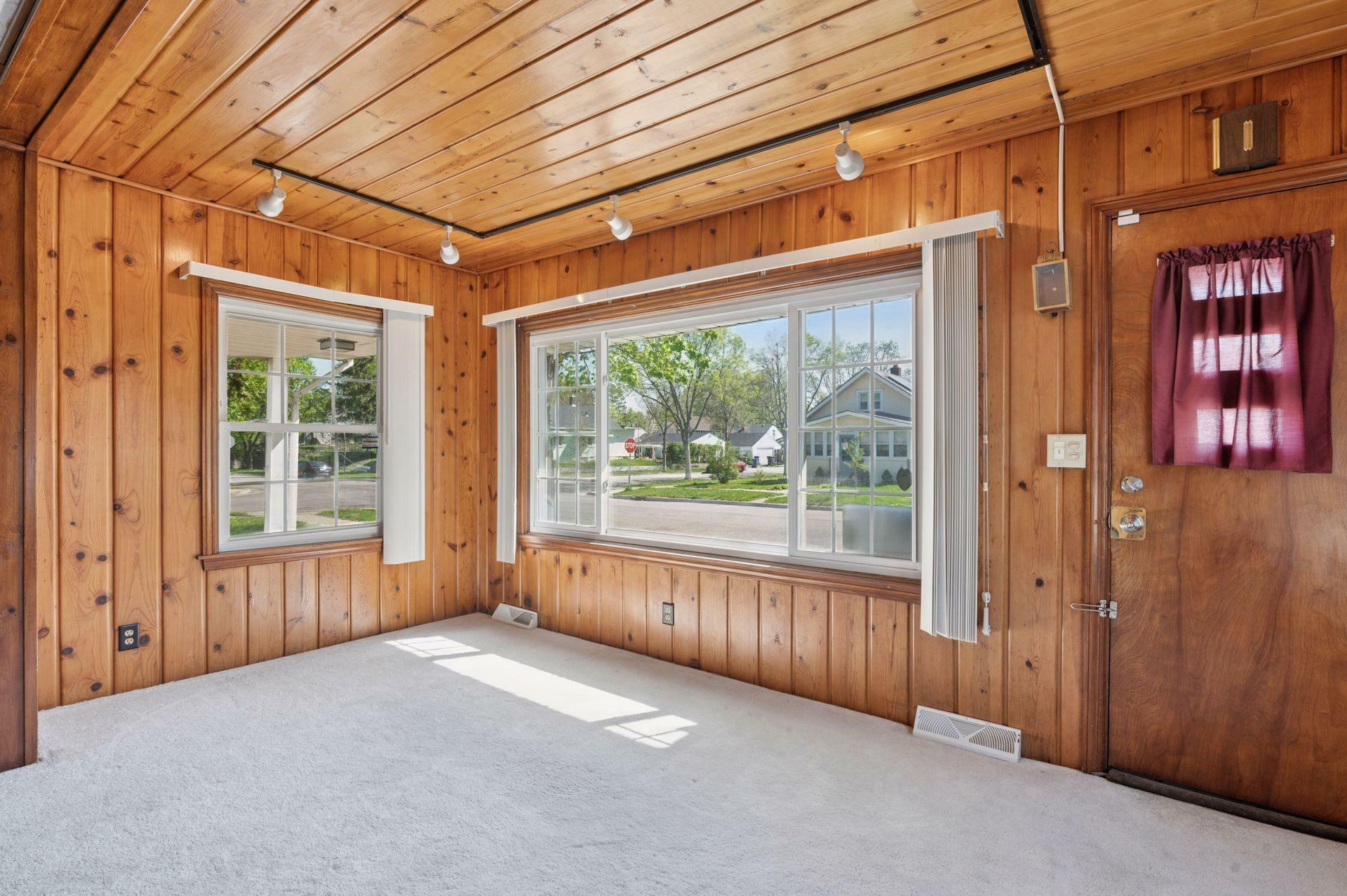 Property Photo:  1051 Farrington Street  MN 55117 