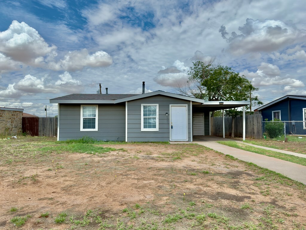 Property Photo: 506 Devonian Dr TX 79703