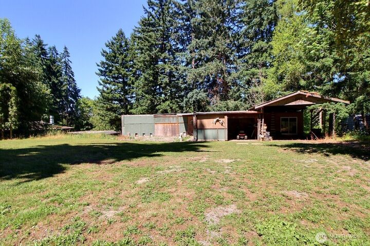 Property Photo:  36204  108th Avenue Ct E  WA 98328 