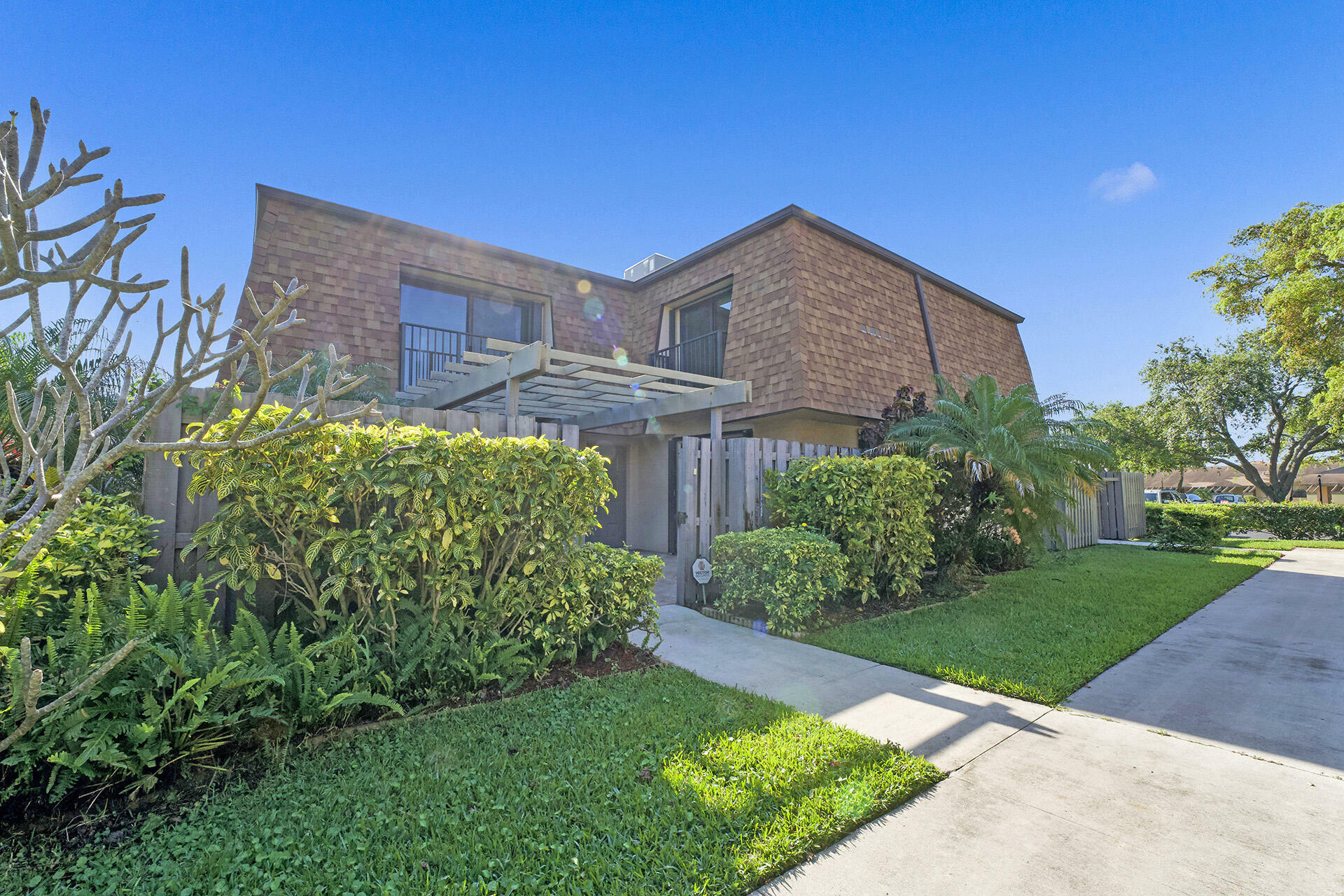 Property Photo: 3134 SW 20th Terrace D FL 33445