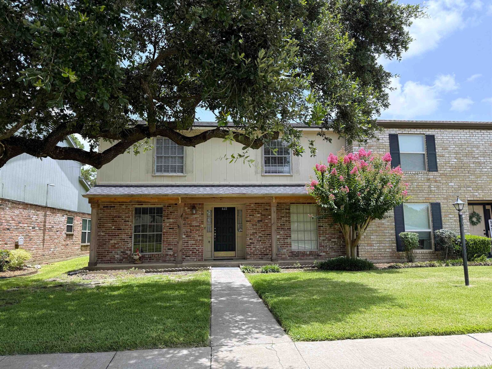 Property Photo:  445 Longmeadow  TX 77707 