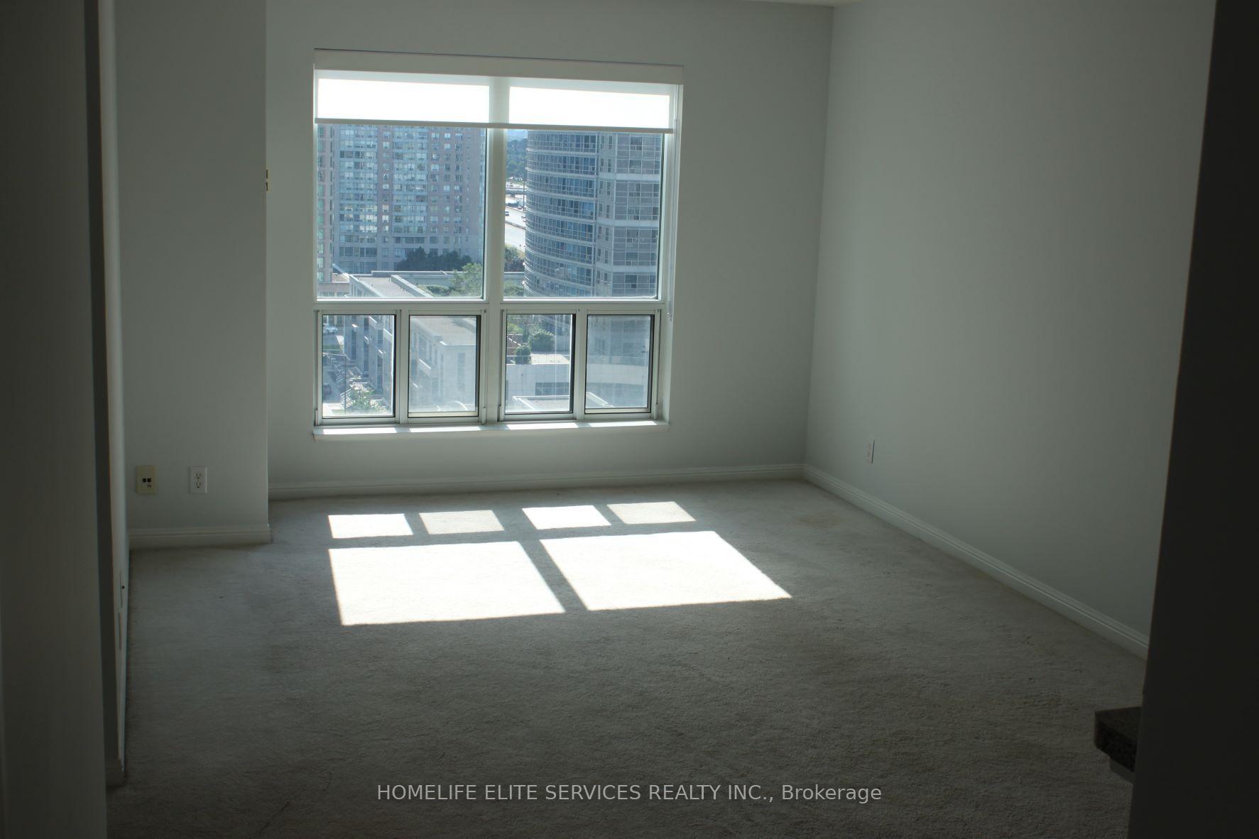 Property Photo:  11 Lee Centre Drive 1615  ON M1H 3J5 