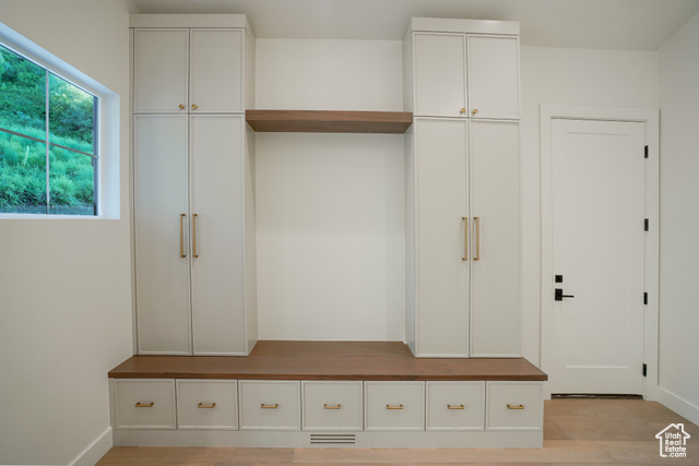 Property Photo: 10135 E Clubhouse Rd UT 84032
