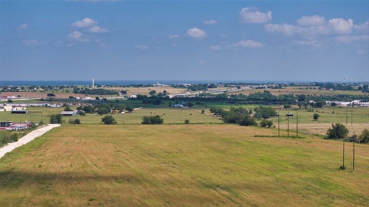 Property Photo: 35 Ih TX 76537