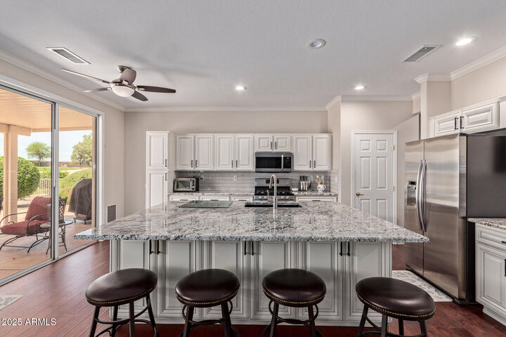 Property Photo:  22514 N Sonora Lane  AZ 85375 
