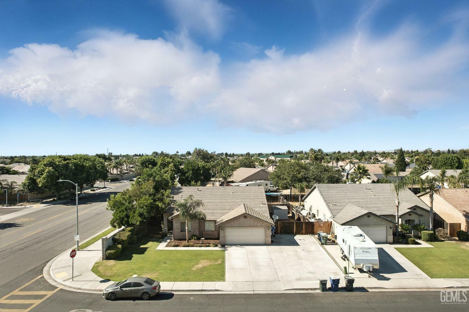 Property Photo: 12012 Cherry Valley Avenue CA 93312