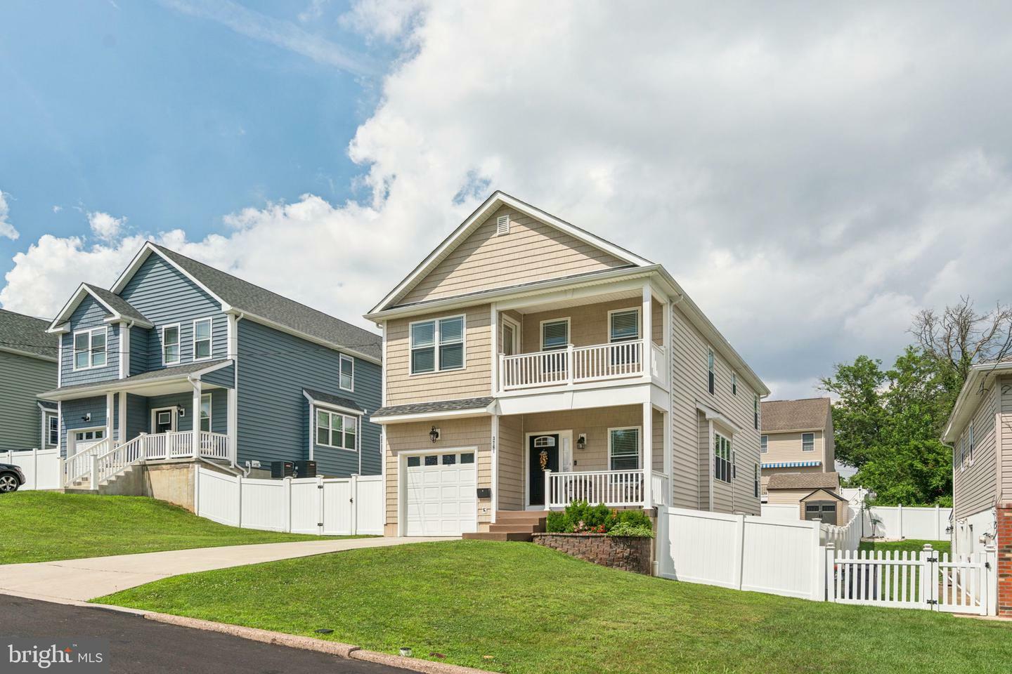 Property Photo: 3761 Glenn Street PA 19114
