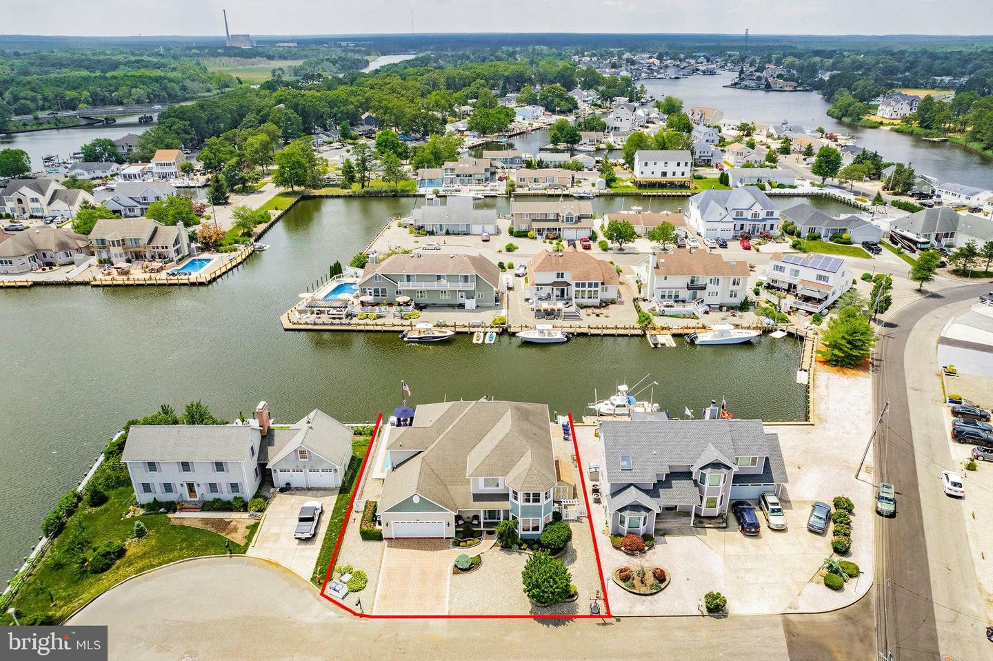 Property Photo: 604 Kimberly Court NJ 08731