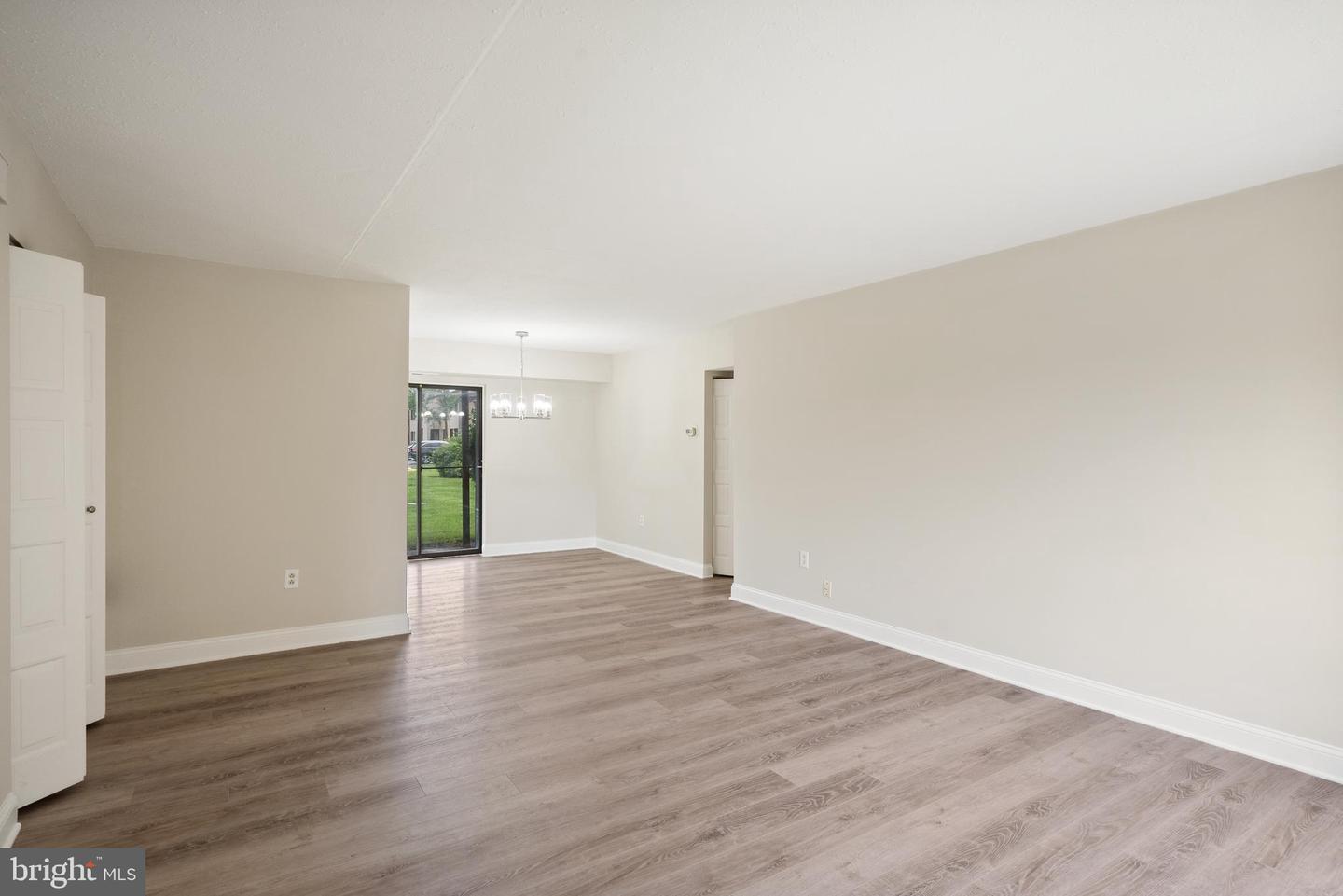 Property Photo: 31 Ashley Court NJ 08053
