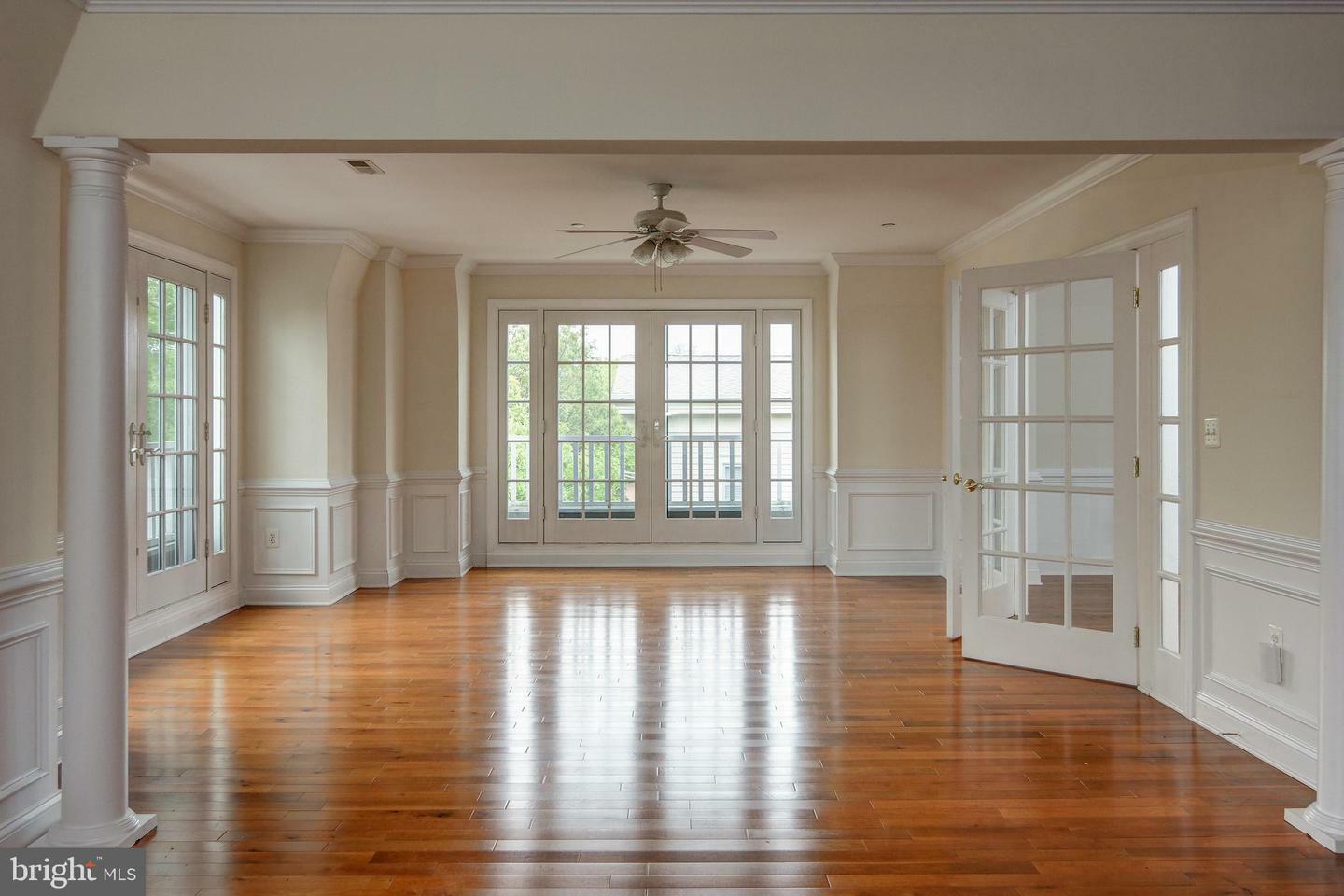 Property Photo: 30 Kings Court 301 NJ 08033