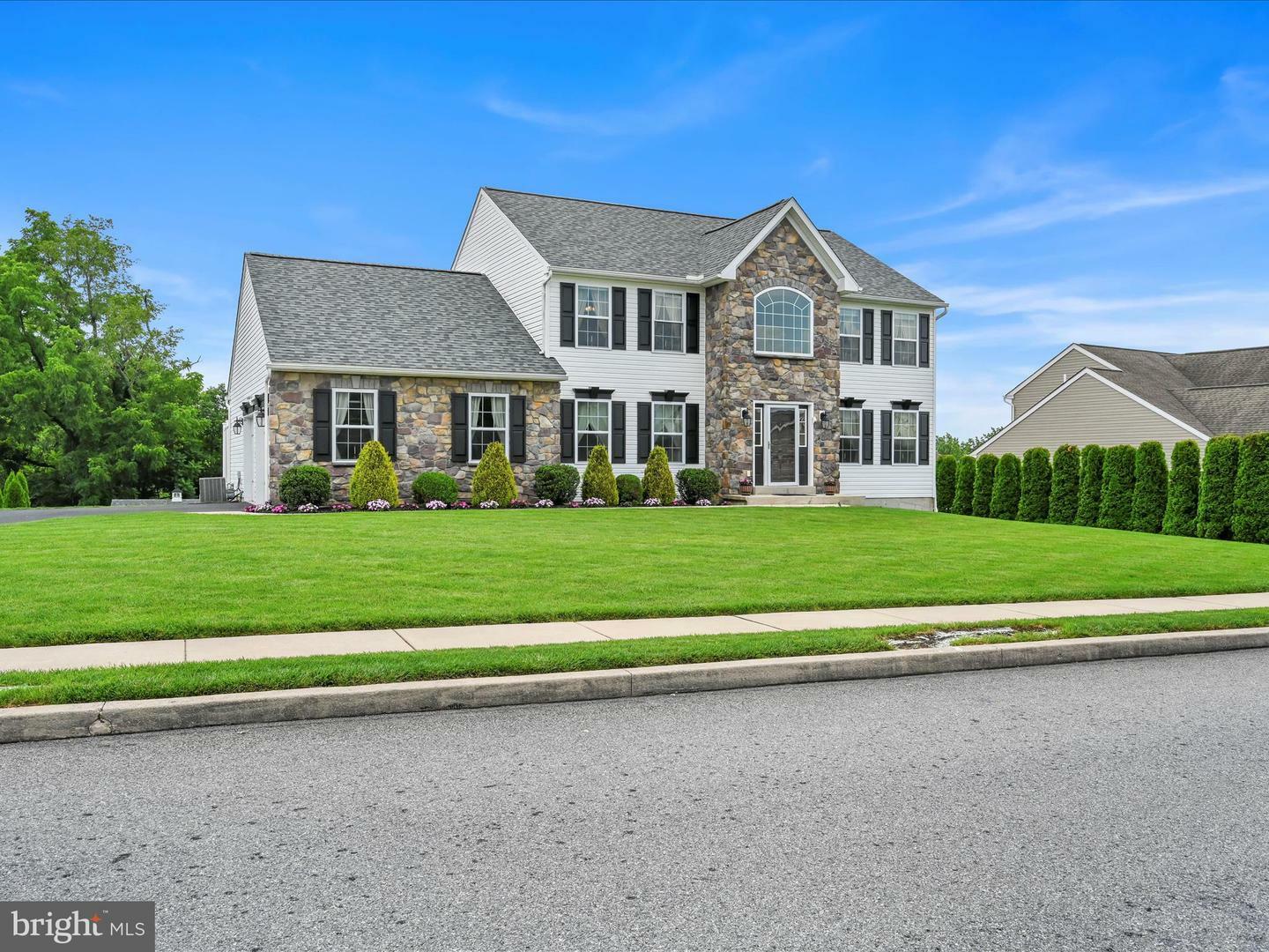 Property Photo: 220 Pleasant View Drive PA 19518
