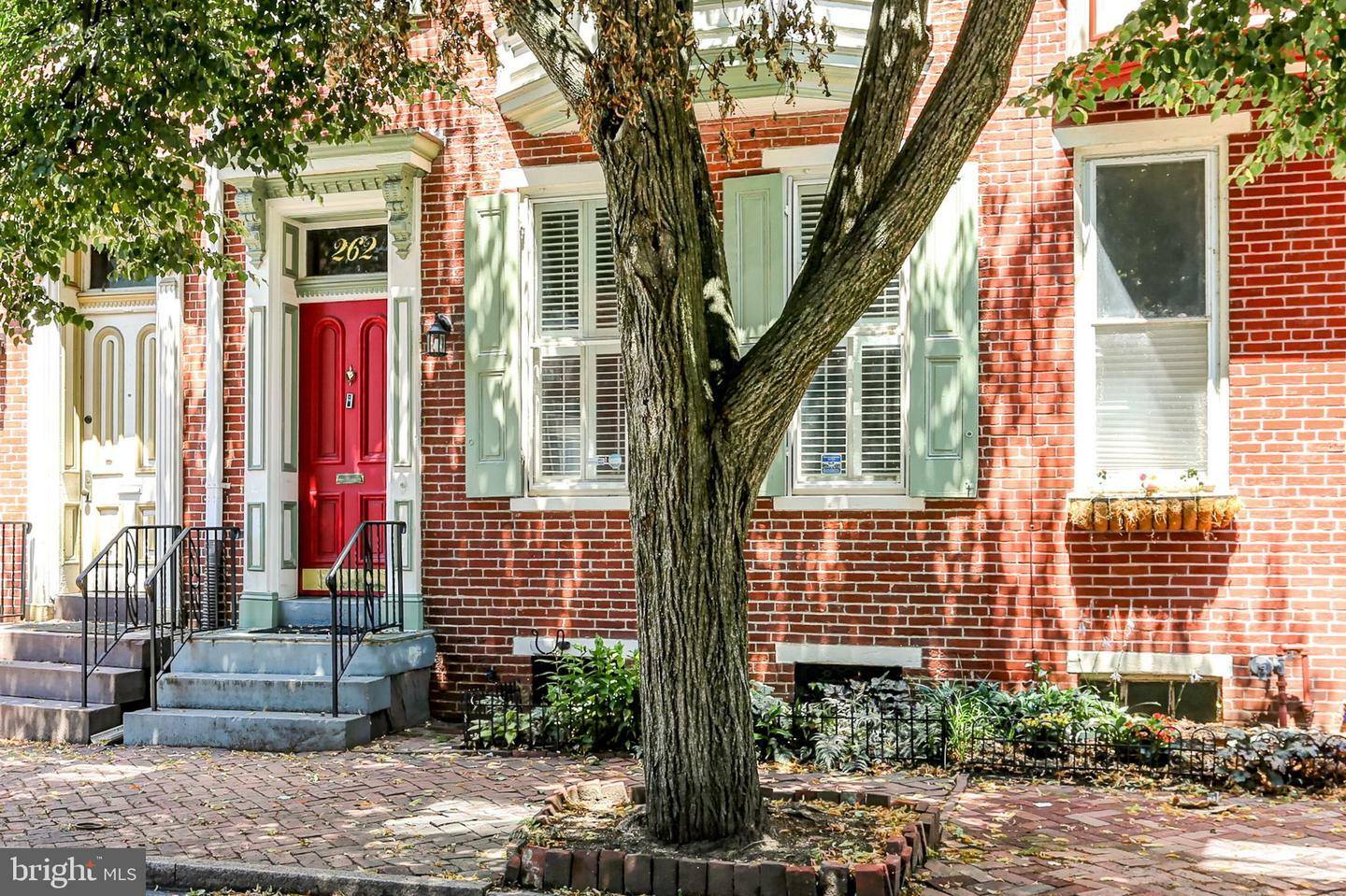 262 Herr Street  Harrisburg PA 17102 photo