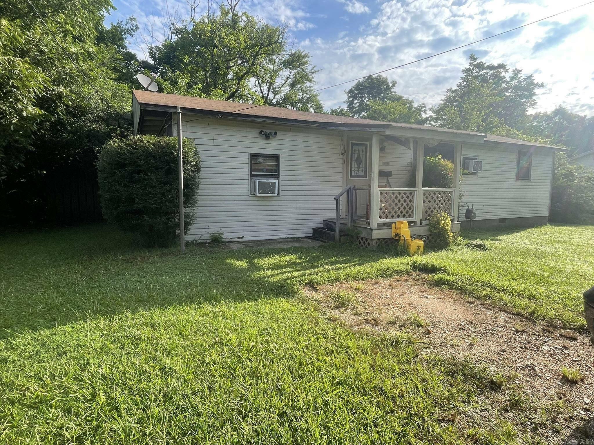 Property Photo: 1001 Marion Avenue AR 71953