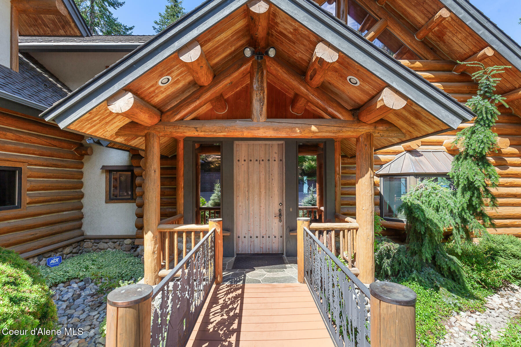 Property Photo: 9247 N Hart Ln ID 83835