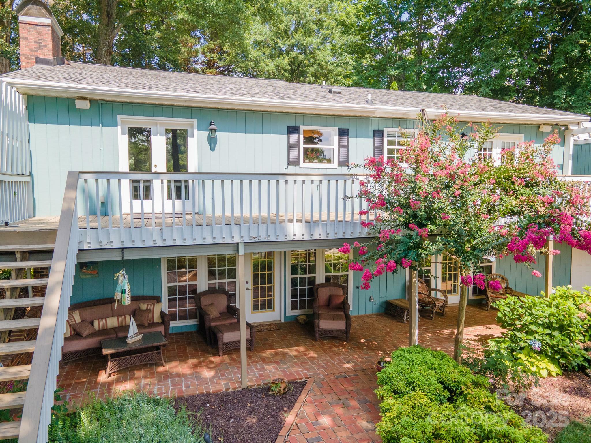 Property Photo: 232 Elysian Drive NC 28117