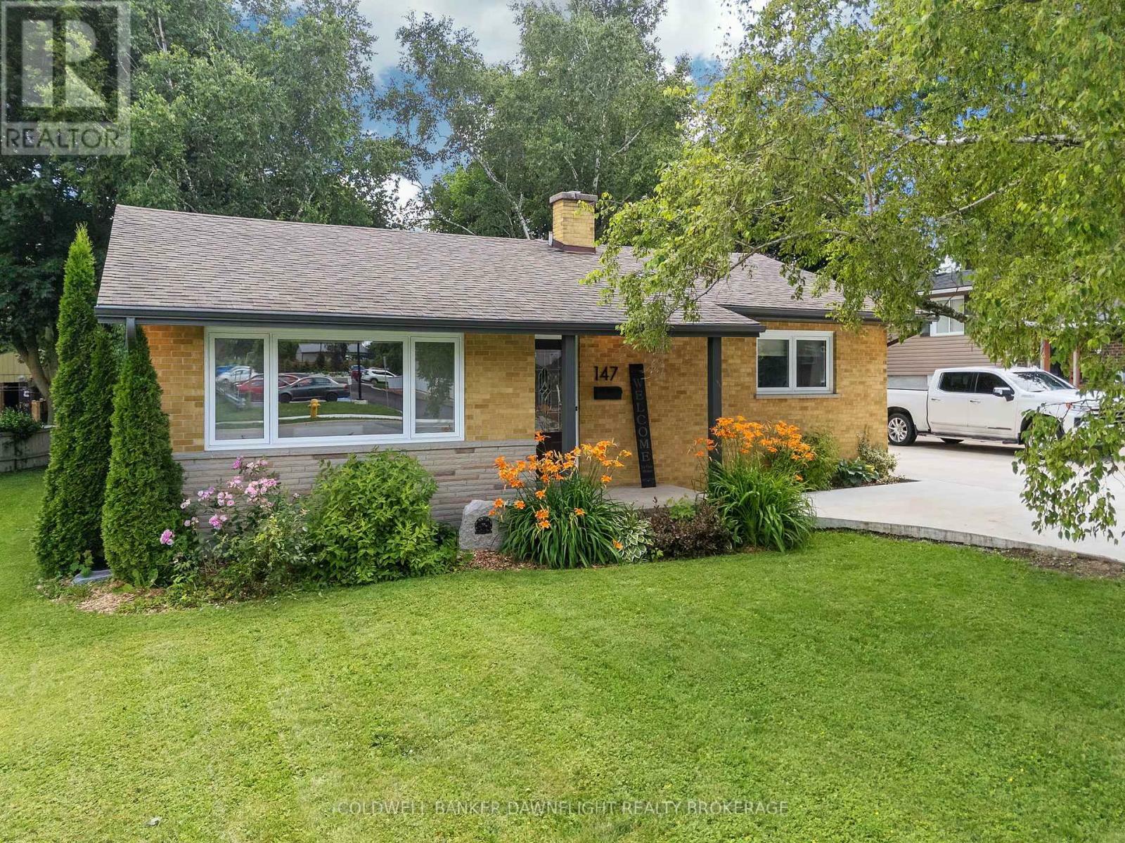 Photo de la propriété: 147 Sanders Street East ON N0M 1S1
