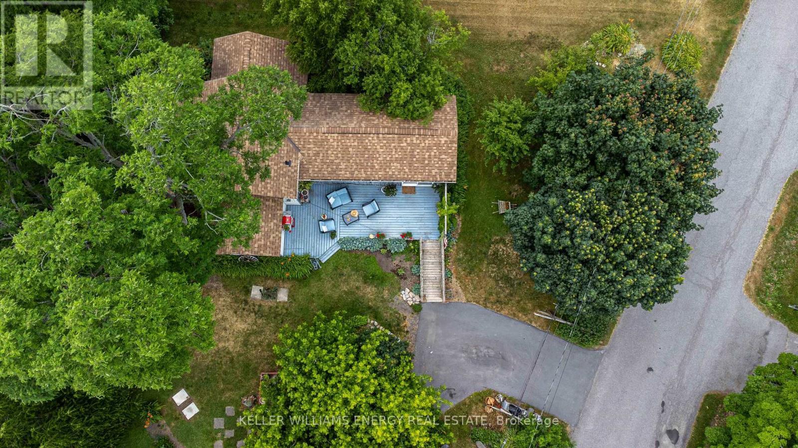 Property Photo: 102 County Road 29 ON K0K 1T0