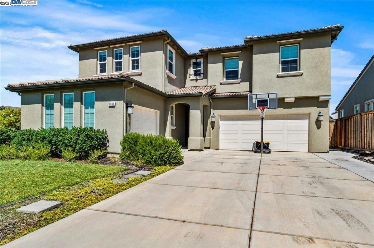 Property Photo: 6832 Spanner Ct CA 95377