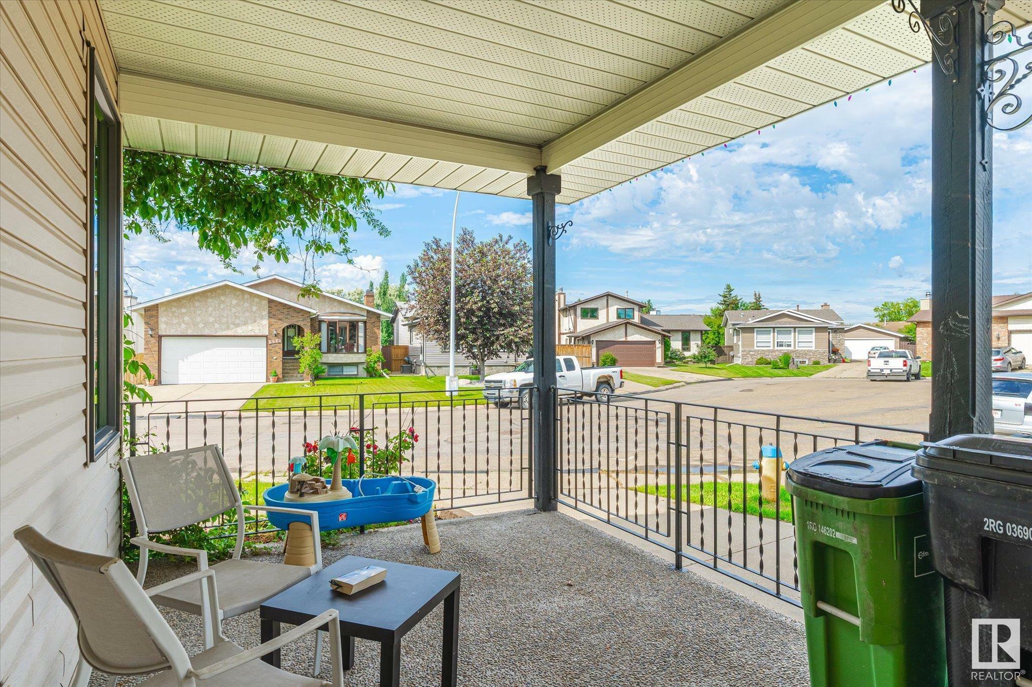 Property Photo: 300 Dunluce Road NW AB T5X 4P3
