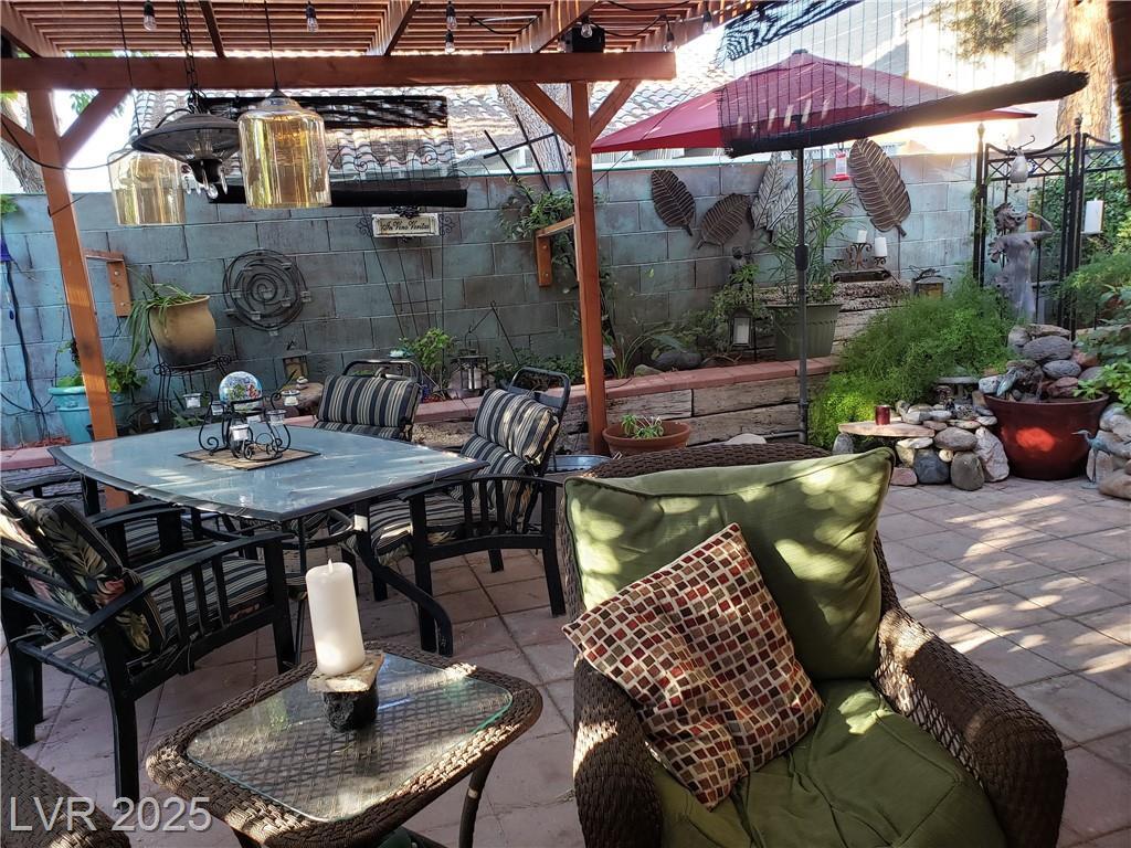 Property Photo: 7721 Beach Falls Court NV 89149
