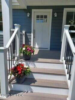 105 Houston Terrace  Stamford CT 06902 photo