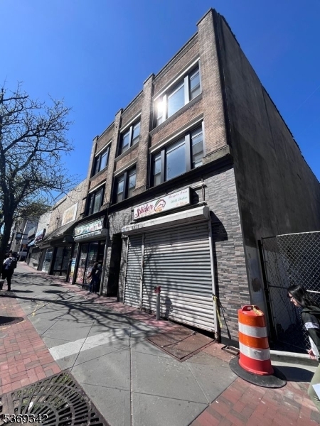 Property Photo: 210 Broad St NJ 07201