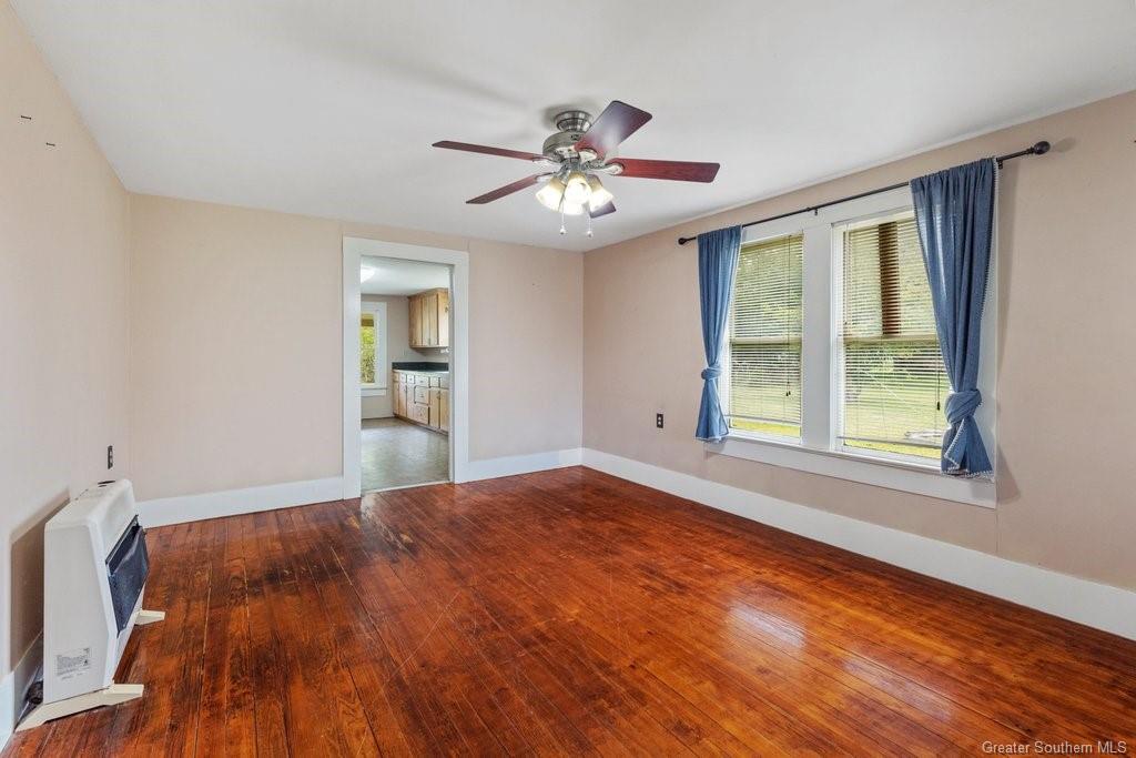 Property Photo: 307 S Welty Street LA 70647
