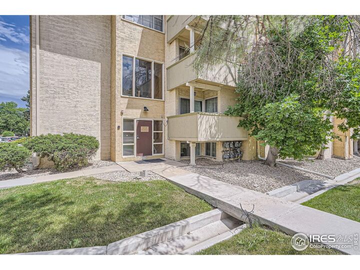 Property Photo:  3030 Oneal Pkwy #21R  CO 80301 