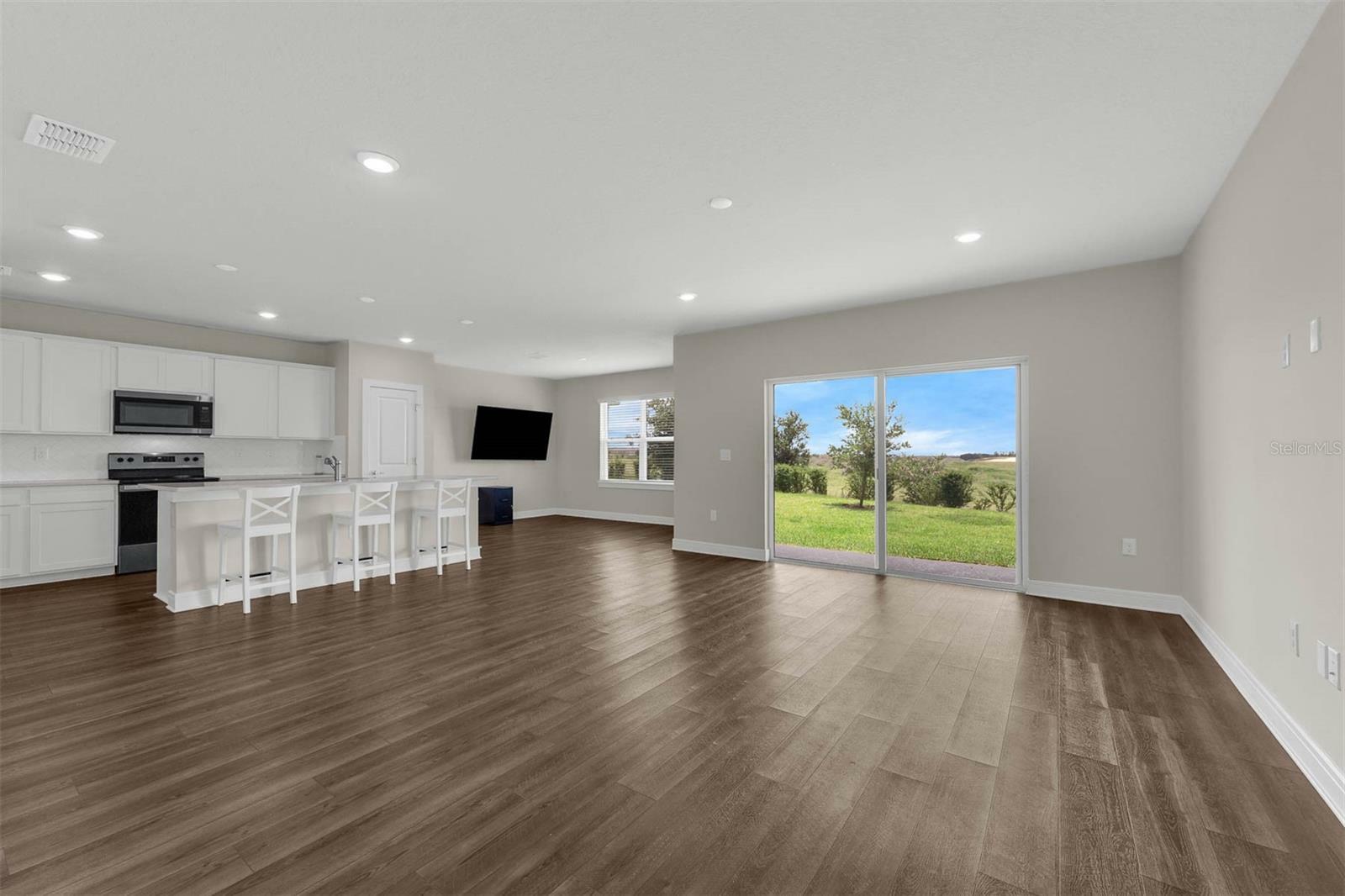 Property Photo: 7367 Catania Loop FL 34714