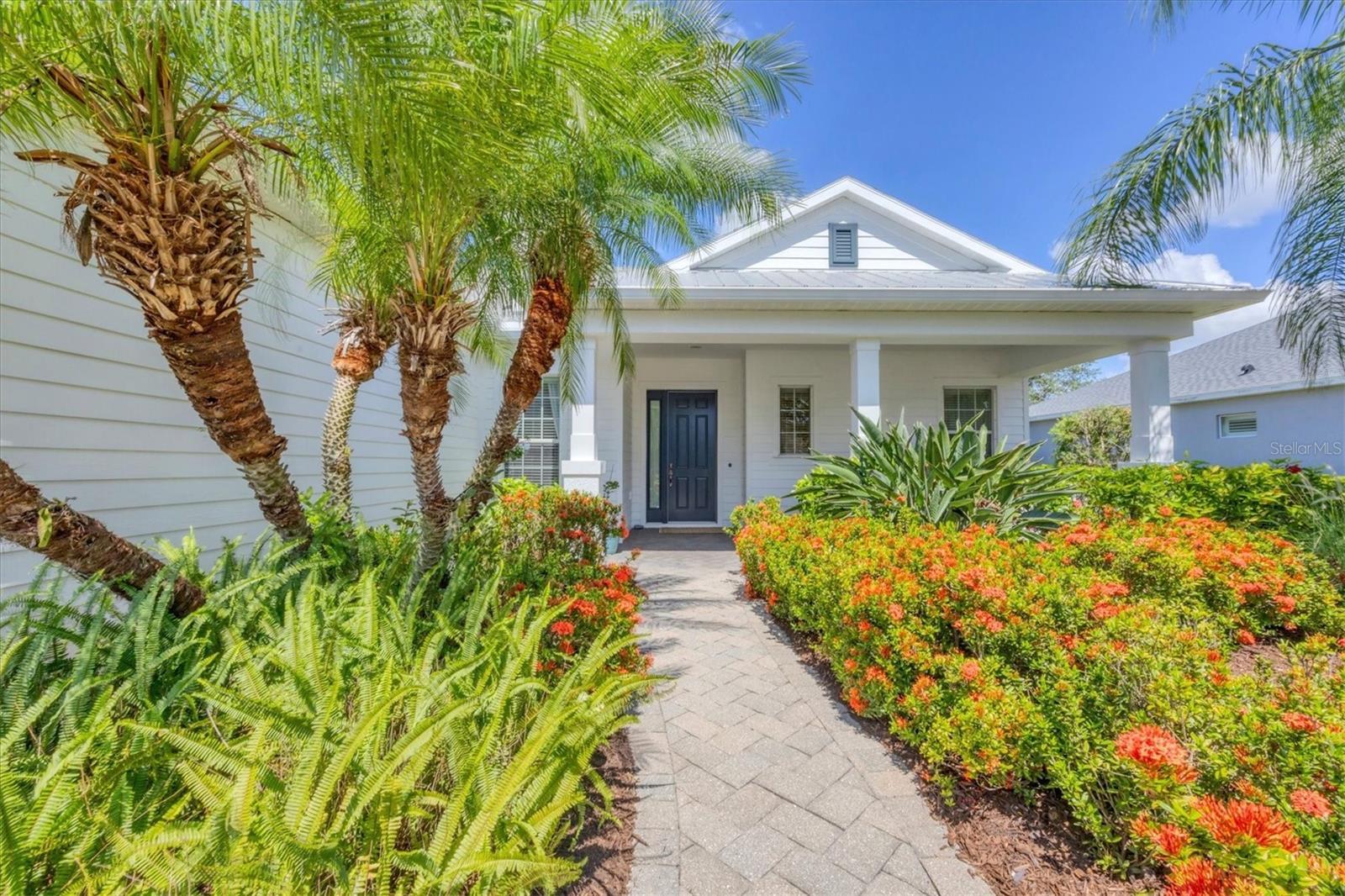 Property Photo: 4714 Seneca Park Trail FL 34211