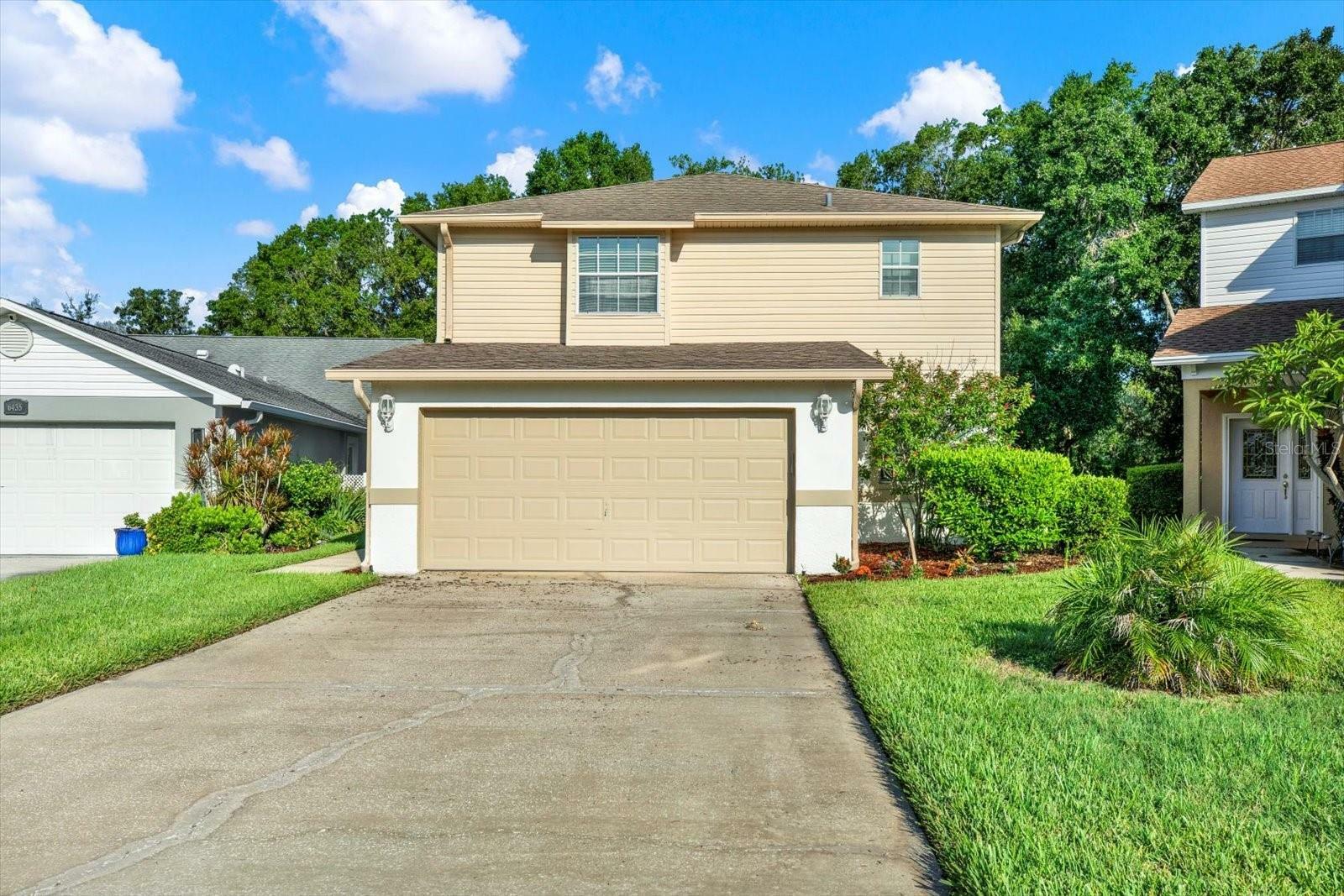 Property Photo: 6439 Gentle Ben Circle FL 33544