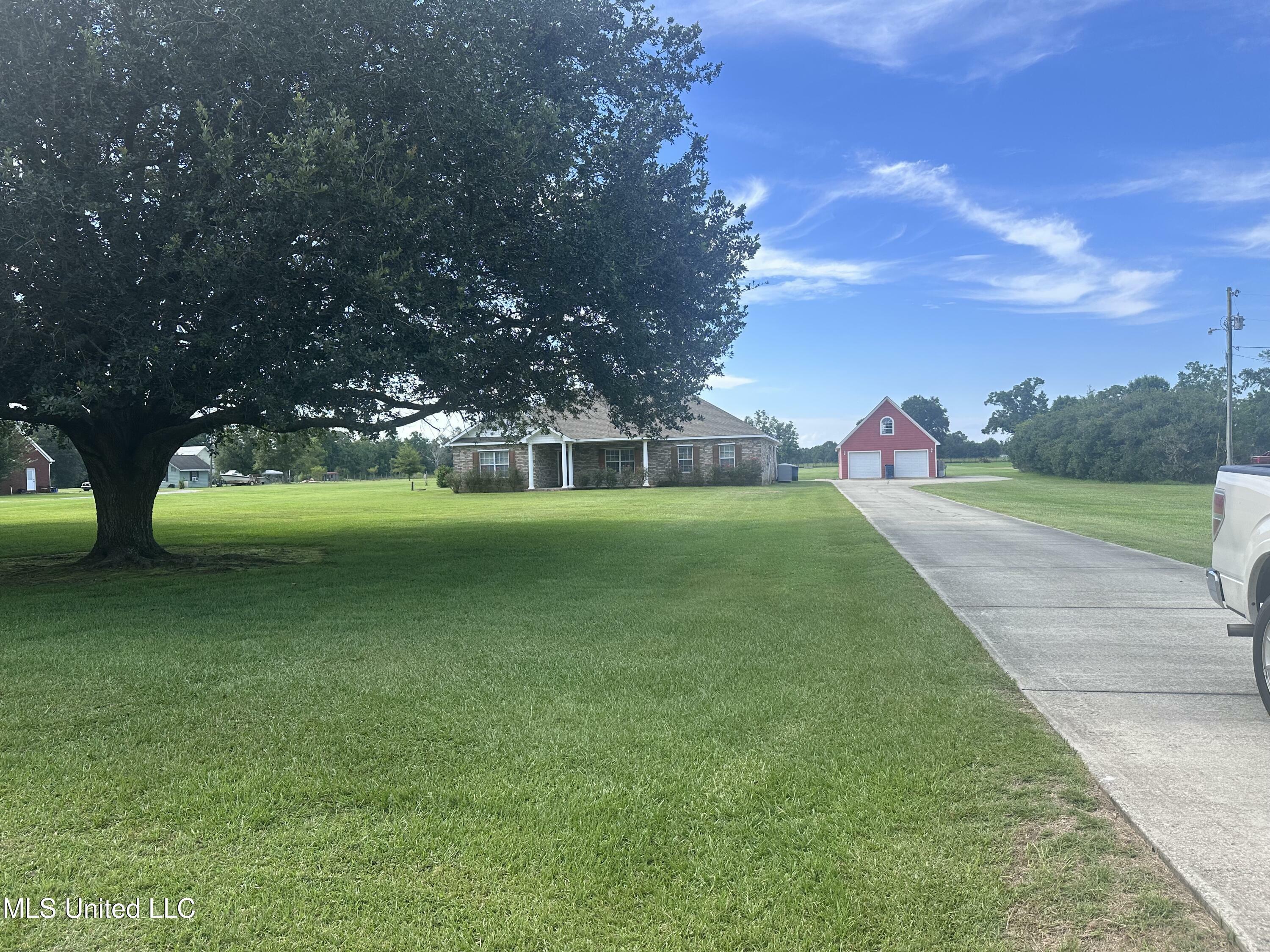 Property Photo: 8101 Pecan Ridge Drive MS 39562