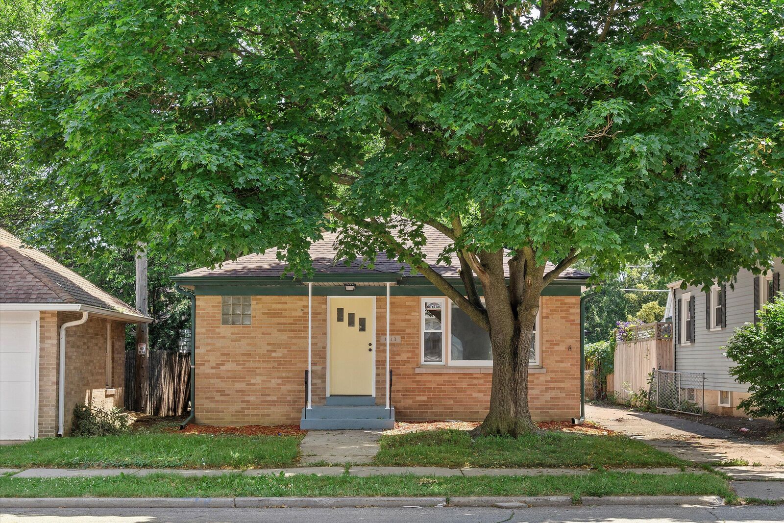 Property Photo:  1113 Lathrop Ave  WI 53405 
