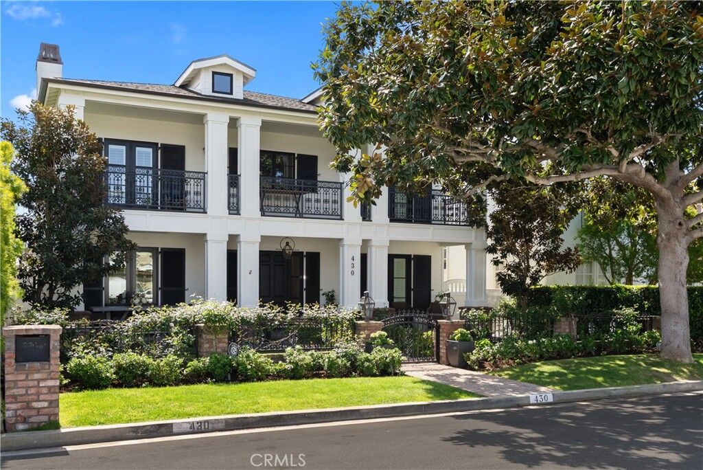 Property Photo:  430 Aliso Avenue  CA 92663 