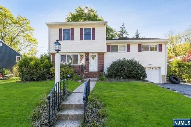 Property Photo:  106 Pleasant Street  NJ 07628 