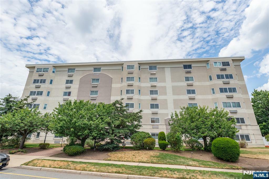 Property Photo: 310 Lookout Avenue 505 NJ 07601
