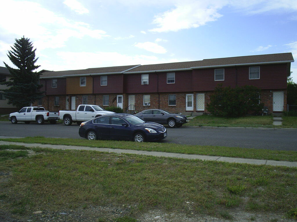 Property Photo:  911 Hialeah Court  MT 59601 