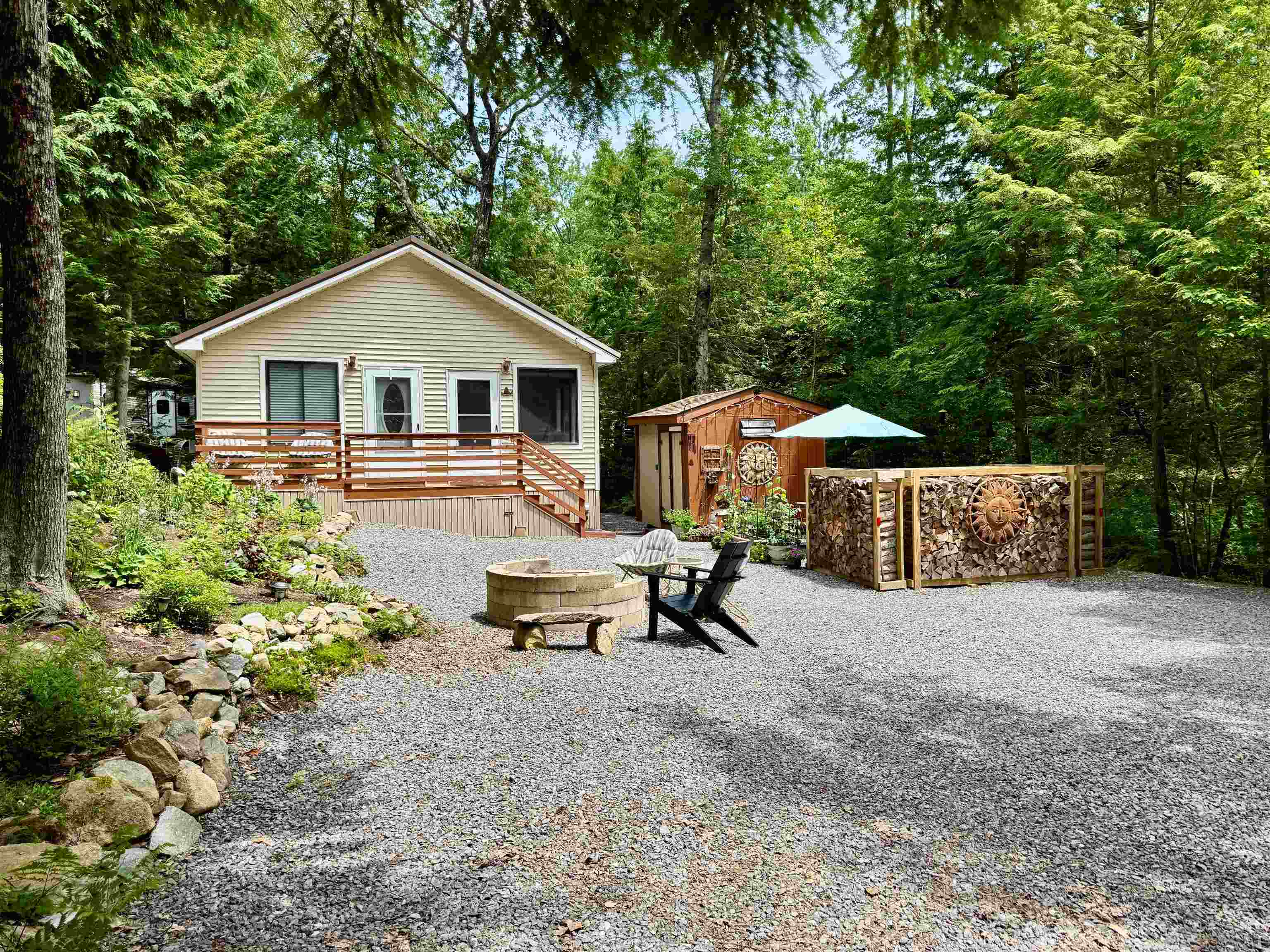 Property Photo: 4 Fern Circle NH 03447