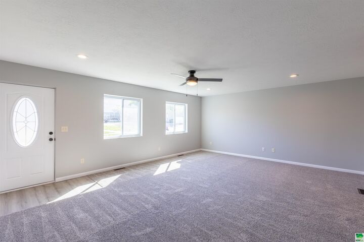 Property Photo:  2803 Stone Park Blvd.  IA 51104 