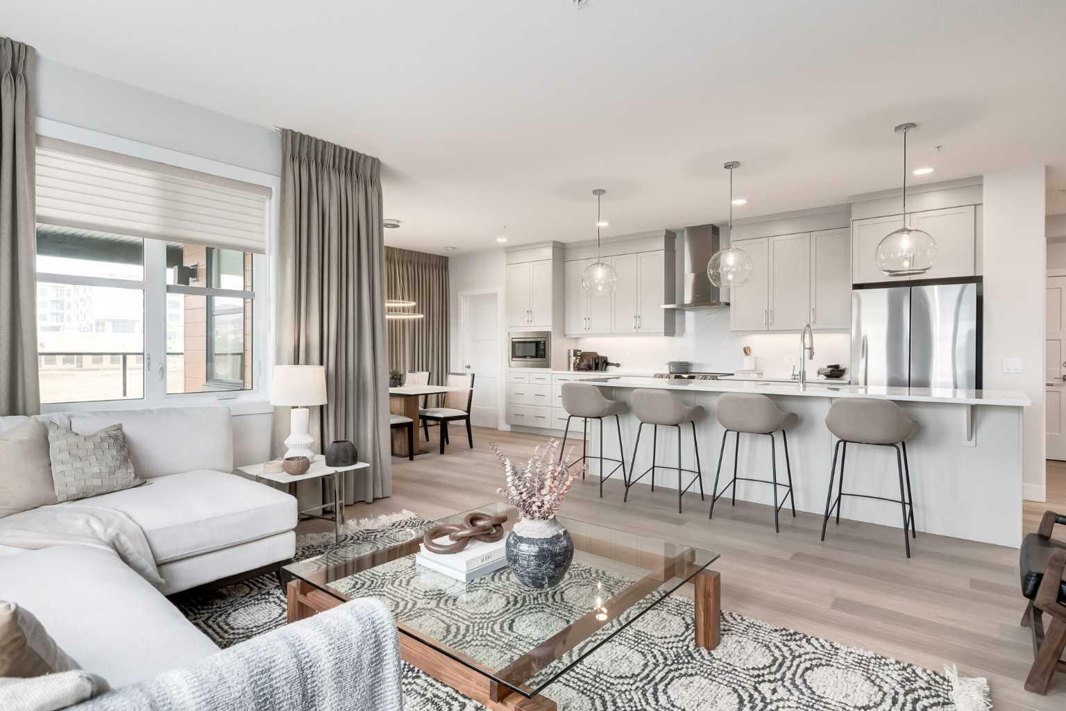 Photo de la propriété: 2117 81 Street SW 2113 AB T3H 6H5