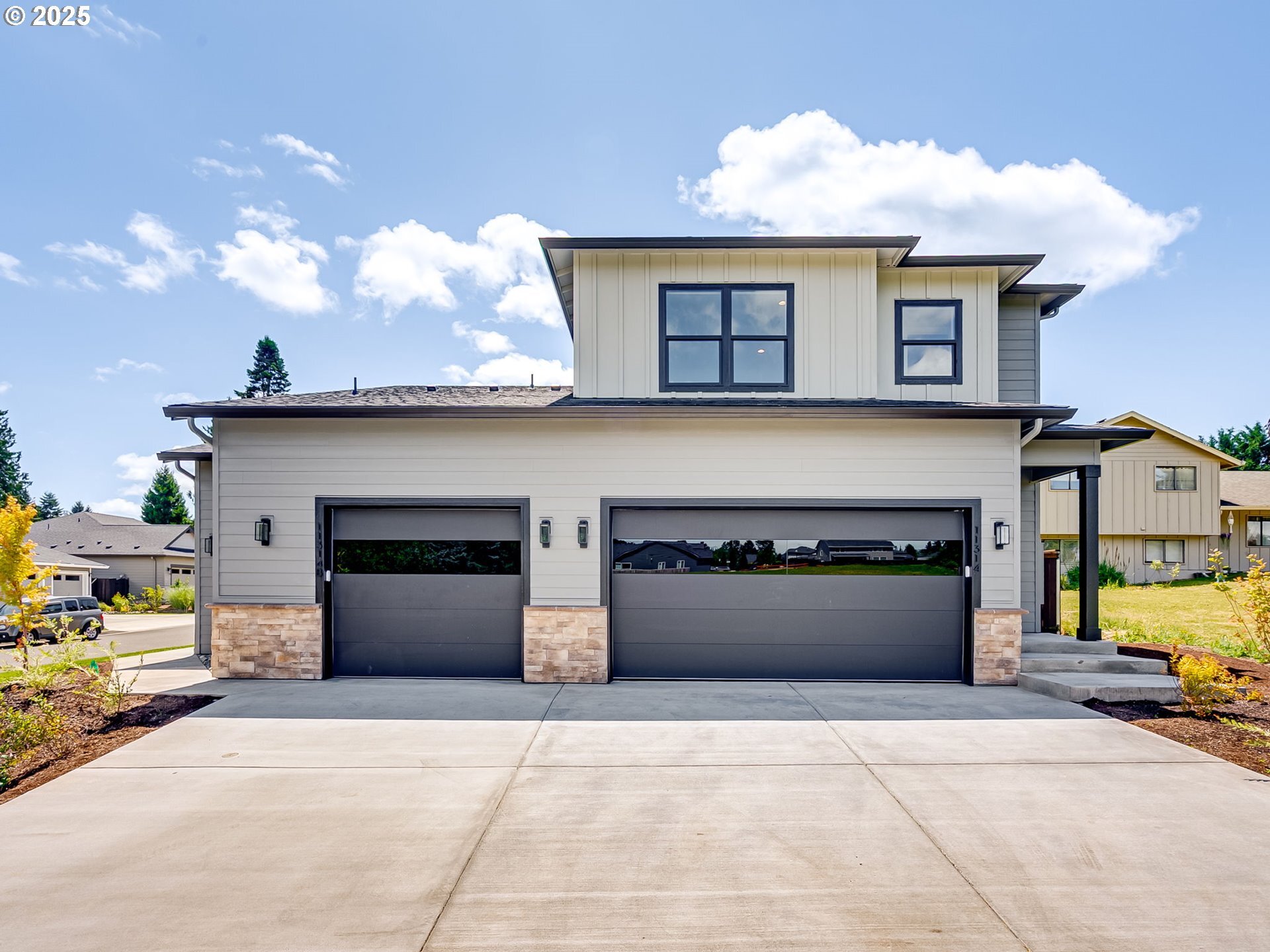 Property Photo:  11314 NW 19th Ave  WA 98685 