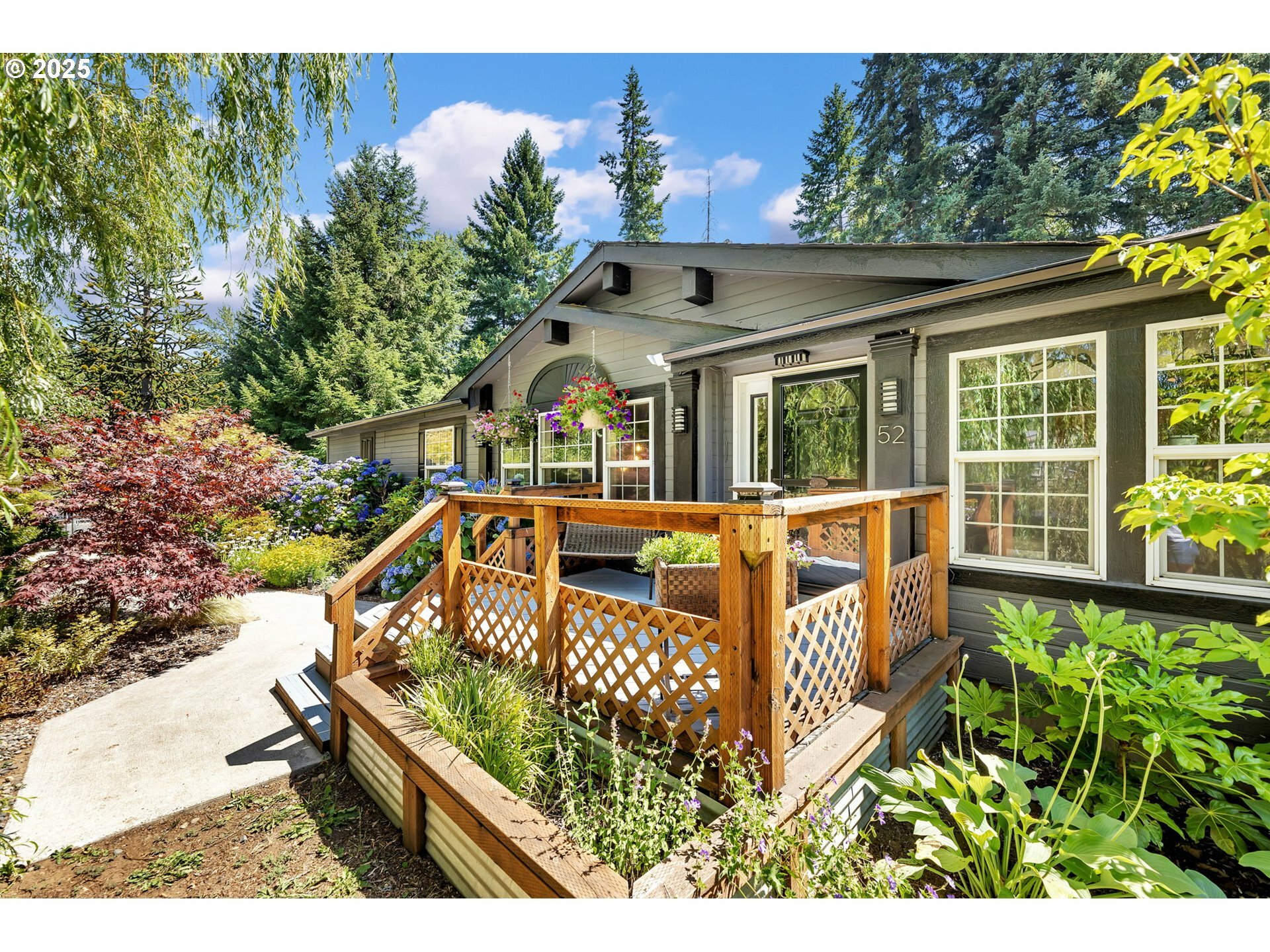 Property Photo: 52 Estabrook Rd WA 98610